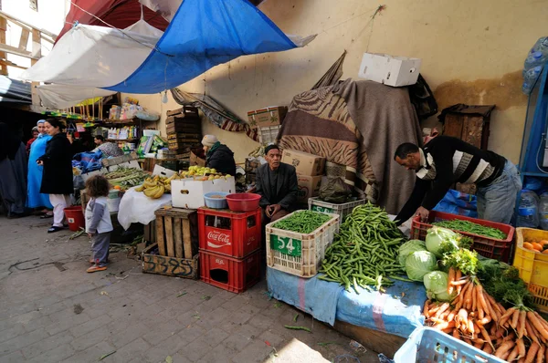 Mercado em uma cidade Fes em Marrocos — Fotografia de Stock