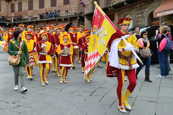 Desfile en Siena — Foto de Stock