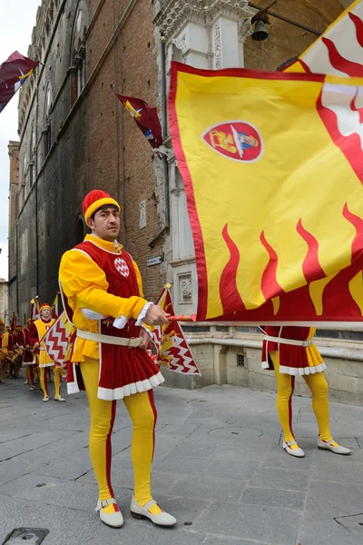 Parade in siena, italien — Stockfoto