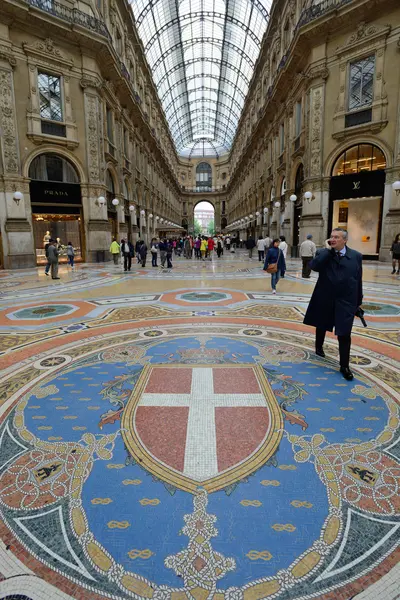 Vittorio Emmanuele II galleria dello shopping — Foto Stock