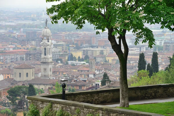 Vista sulla città di Bergamo — Foto Stock