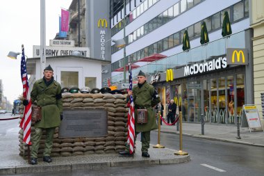 Denetim noktası Berlin 