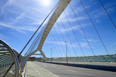 Üçüncü Milenyum Köprüsü: Zaragoza 