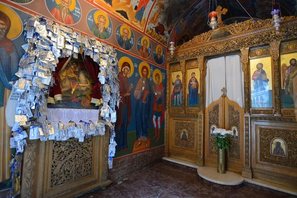 Interior of Greek Orthodox church — Stock Photo, Image