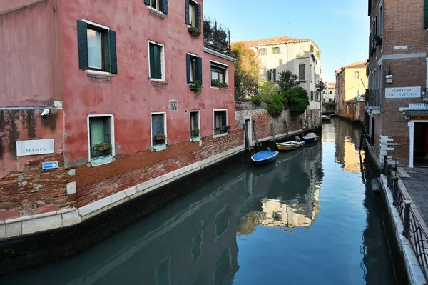 Venecia Italia Noviembre 2021 Vista Pequeño Canal Venecia Italia — Foto de Stock