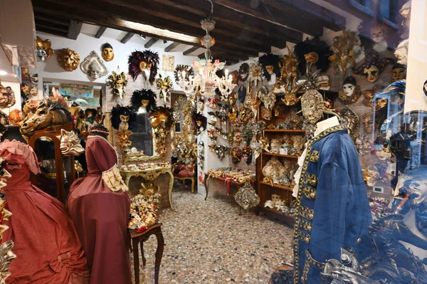 Venice Italy November 2021 Interior Souvenir Shop Venetian Masks Sale — Stock Photo, Image