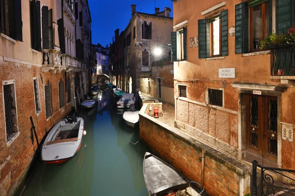 Venice Italy November 2021 Old Town Architecture View Small Canal — Fotografia de Stock