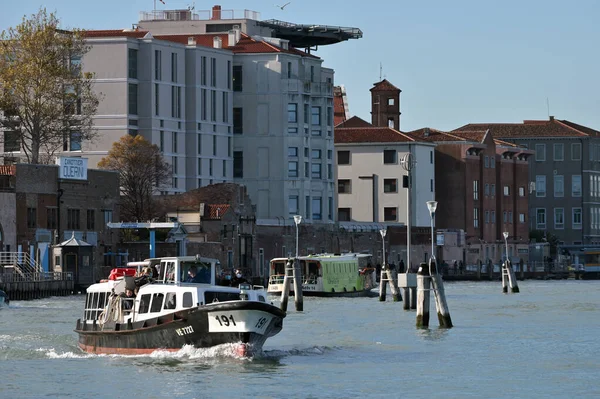 Venecia Italia Noviembre 2021 Barco Gran Canal Venecia Italia — Foto de Stock