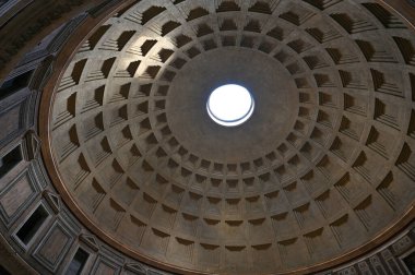 Roma, İtalya 'daki Pantheon Kubbesi' nin iç tarafı.
