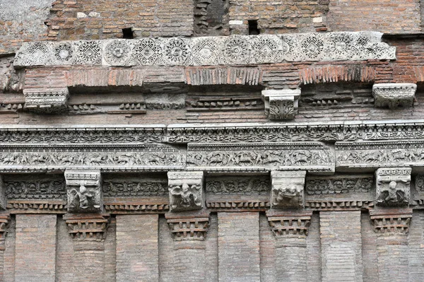 Roman Archaeological Town Landmark Architectural Details Floral Ornament Rome Italy — Stock Photo, Image