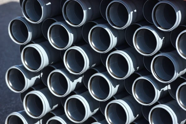Пластикові Сірі Каналізаційні Труби Використовуються Будівельному Майданчику — стокове фото