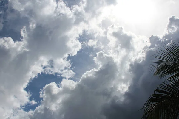 Sun Shining White Clouds — Stock Photo, Image