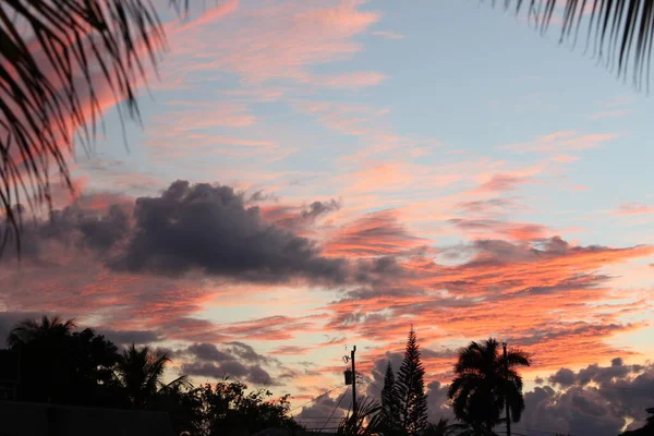 Algodão Doce Céu Tropical Por Sol Tiro Leste Flórida — Fotografia de Stock