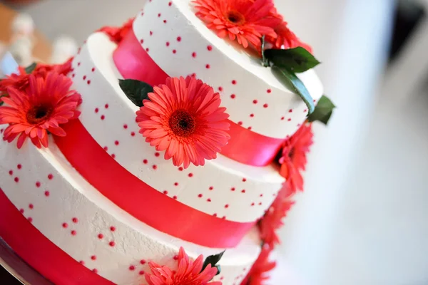 White wedding cake — Stock Photo, Image