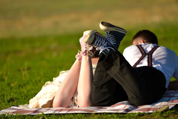 Kiss of bride and groom — Stock Photo, Image