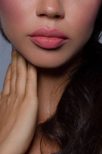 Cosmétiques Maquillage Tendances Lumineux Brillant Lèvres Rouge Lèvres Sur Les — Photo