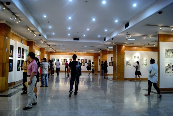 Baoan binhai scuola primaria tenuto in insegnanti e studenti di arte, calligrafia e fotografia exhibition.shenzhen, Cina . — Foto Stock