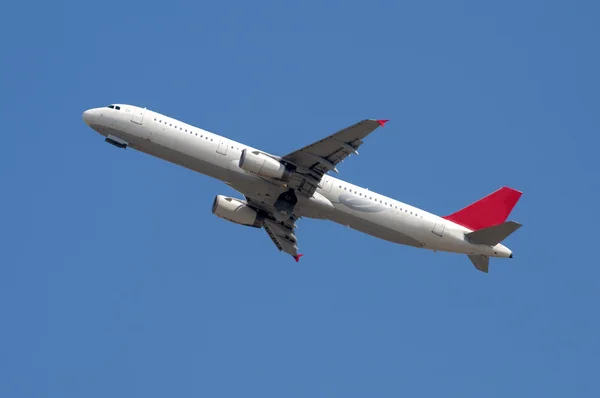 Großes Passagierflugzeug — Stockfoto