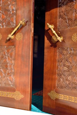 eski tarihi ahşap kapı