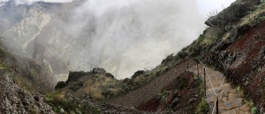 Hiking trail pico yakınında mı gato, madeira, Portekiz