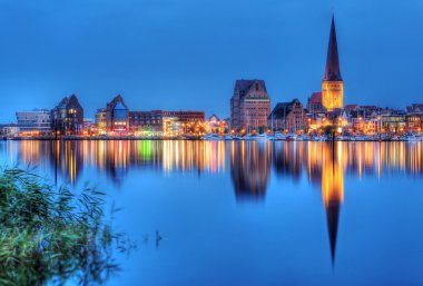Şehir rostock liman gece