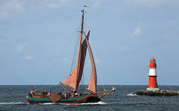 旧帆船在 hansesail 2014 （03) — 图库照片