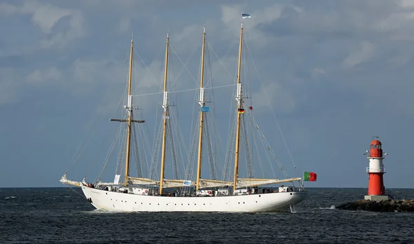 Altes Segelschiff auf der hansesail 2014 (02) — Stockfoto