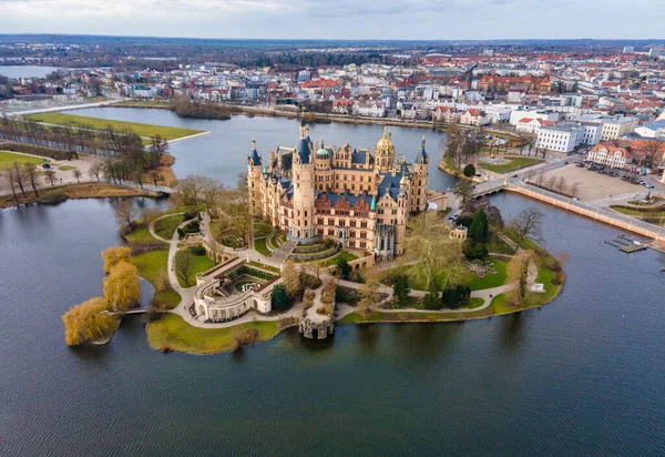 Panorama Schwerinu Německo Hradní Budovou — Stock fotografie