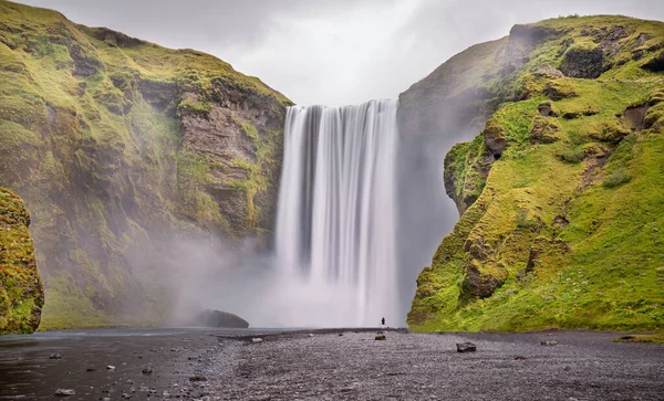 Waterfall Skogafoss Iceland Long Time Exposure — Foto de Stock