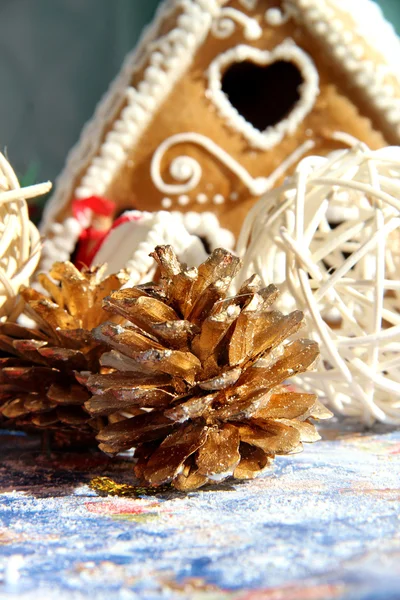 クリスマスの装飾とお菓子 — ストック写真
