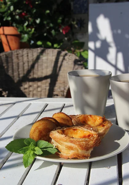 Lekkere taarten in portugal stijl — Stockfoto