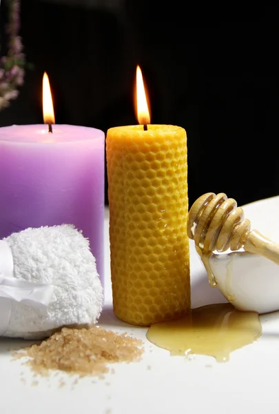 Wellness and burning candles — Stock Photo, Image