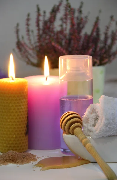 Wellness and burning candles — Stock Photo, Image