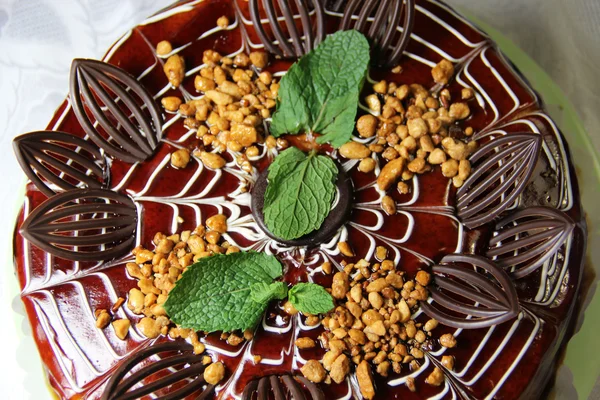 Beautiful glazed caramel cake — Stock Photo, Image