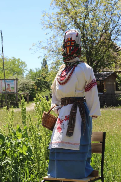 Типичные Украинские Сувениры Национальной Вышивкой — стоковое фото