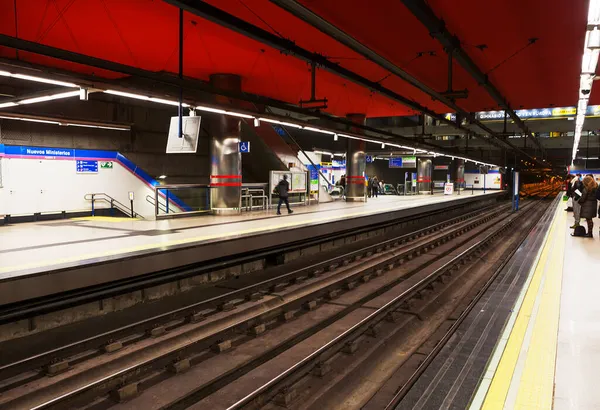 Madrid Spanien Februari 2020 Inredning Tunnelbanestationen Nuevos Ministerios Stationen Ligger — Stockfoto