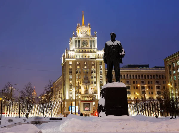 Moskva Ryssland Januari 2022 Triumfalnaya Torget Monument Över Poeten Vladimir — Stockfoto