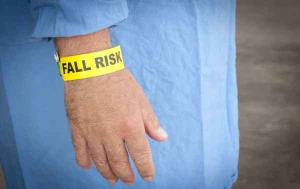 Val risico armband patiënt — Stockfoto