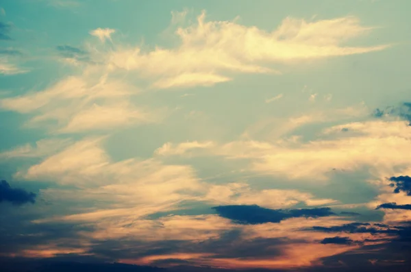 Beautiful Dramatic Sky (cross-processed colors) — Stock Photo, Image