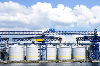 Versatile grain terminal with many storage silos in Ventspils port for transfer large range and amount of agricultural products