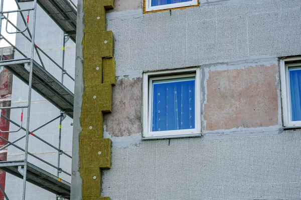 Aislamiento Térmico Fachada Edificio Apartamentos Con Placas Gruesas Lana Roca — Foto de Stock