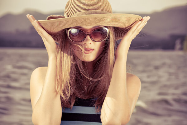 Романтическая шляпа
