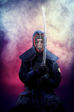 Kenjutsu adamı.