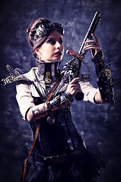 Bayan steampunk