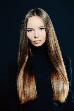 güzel uzun saçları