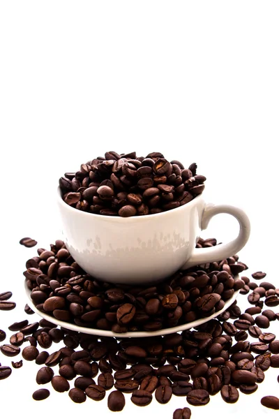 Coffee cup and beans on a white background. — Stock Photo, Image