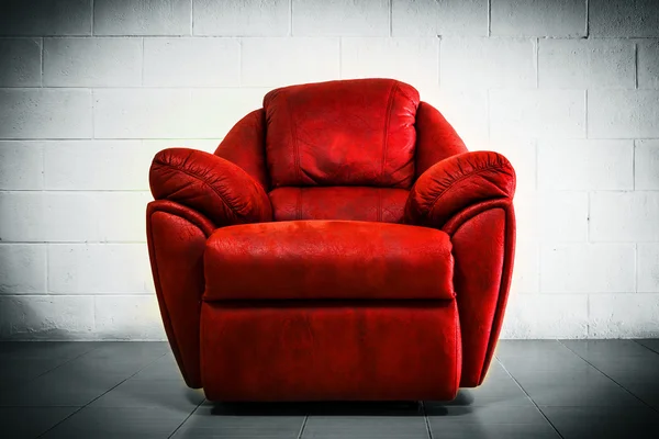 Kırmızı lüks koltuk Çağdaş tarzda vintage odası — Stok fotoğraf