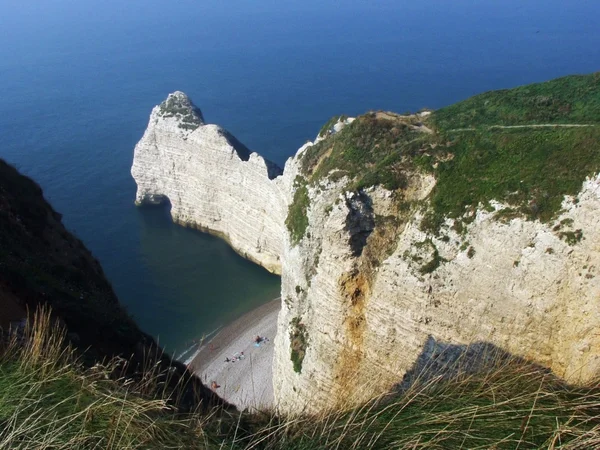 Скалы на побережье Нормандии — стоковое фото