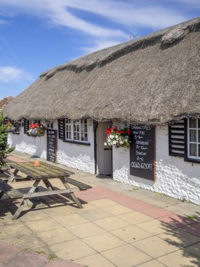 west sussex thatched pub