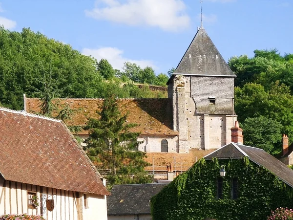 Villaggio con vecchie case in Francia — Foto Stock